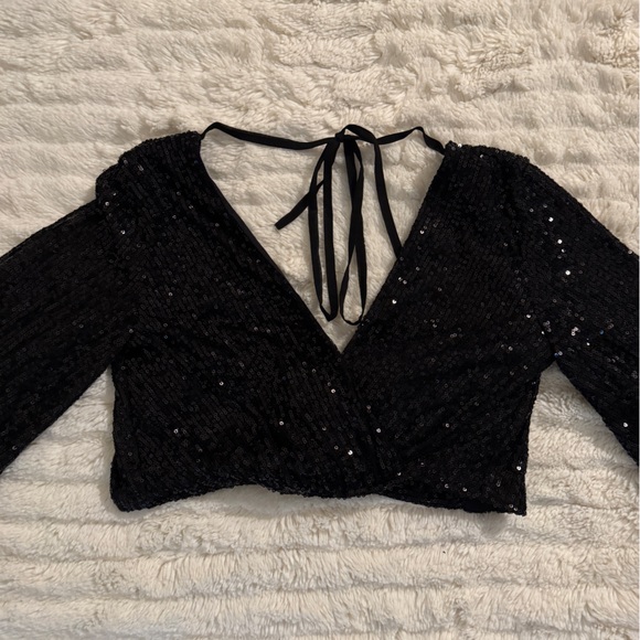 Adika Black Sequin Crop Top - Picture 1 of 5